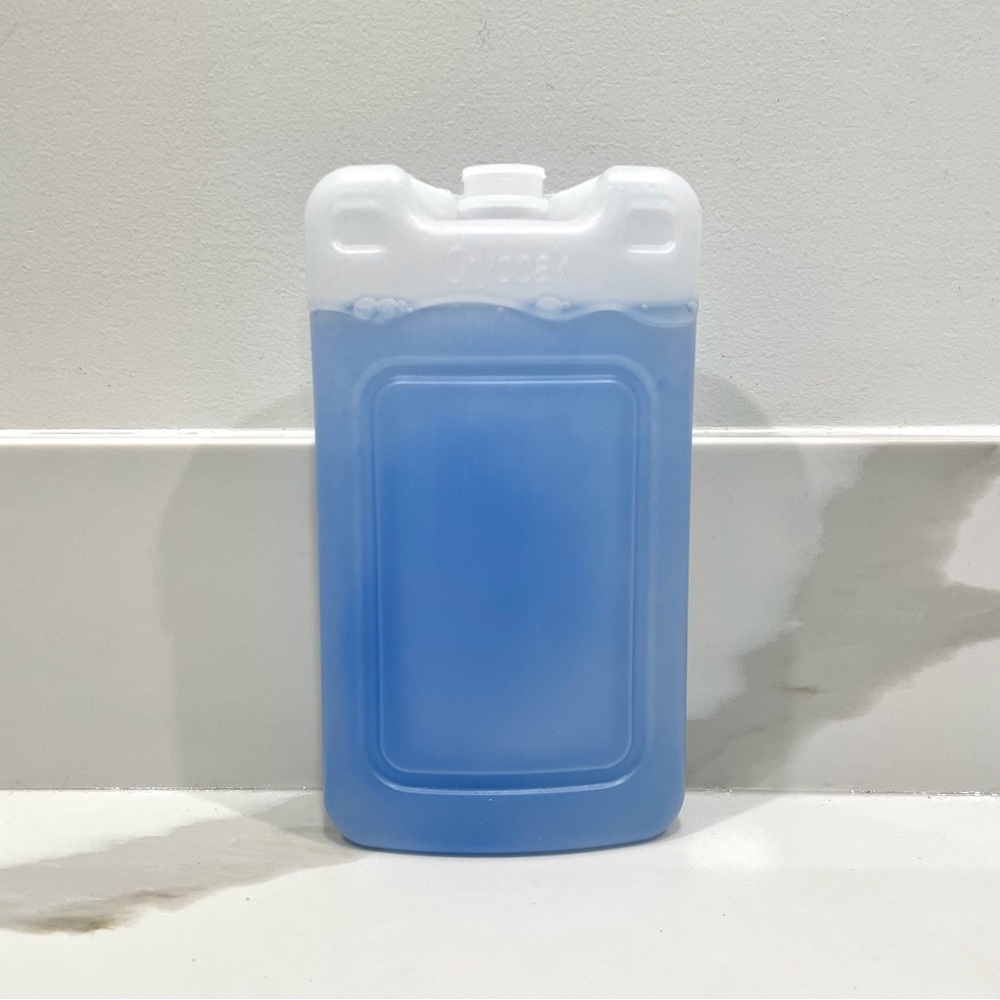🟢10/$30 Cryopak Reusable Ice Pack